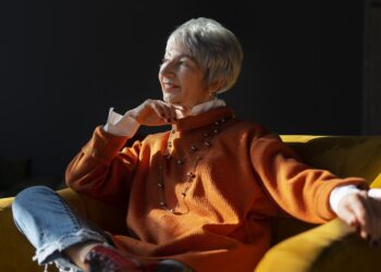 Redefine tu Futuro: Consejos y Relatos de Personas Mayores que Transformaron sus Vidas Después de los 50