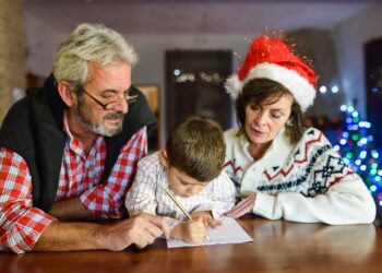 Cómo Reconectar con la Familia en Navidad: