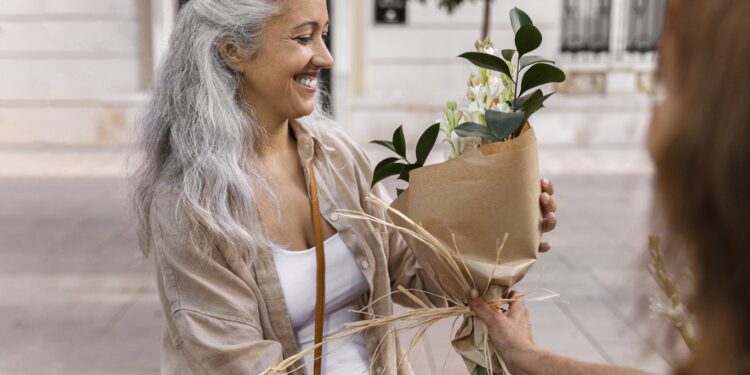 Cómo Practicar la Gratitud a los 50+